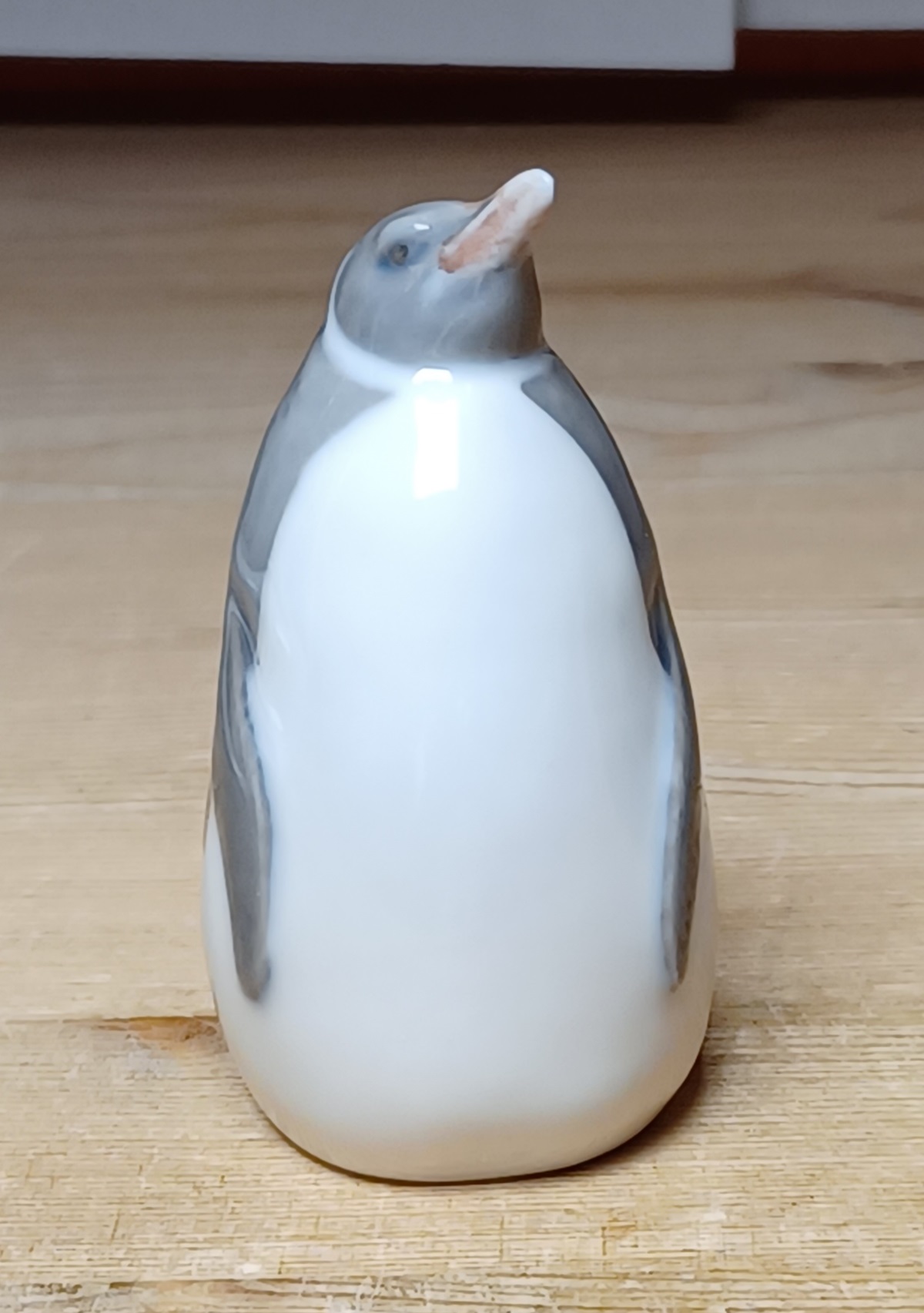 0060 Royal Copenhagen Pingvin