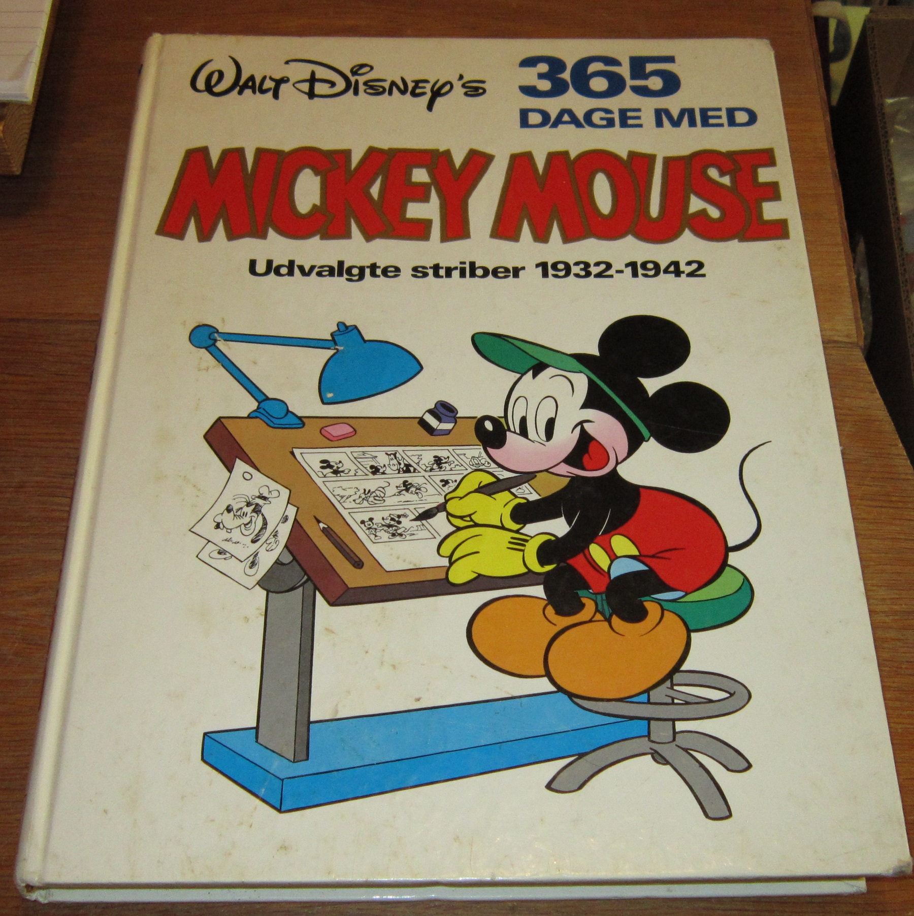 Walt Disney's 365 dage med Mickey Mouse