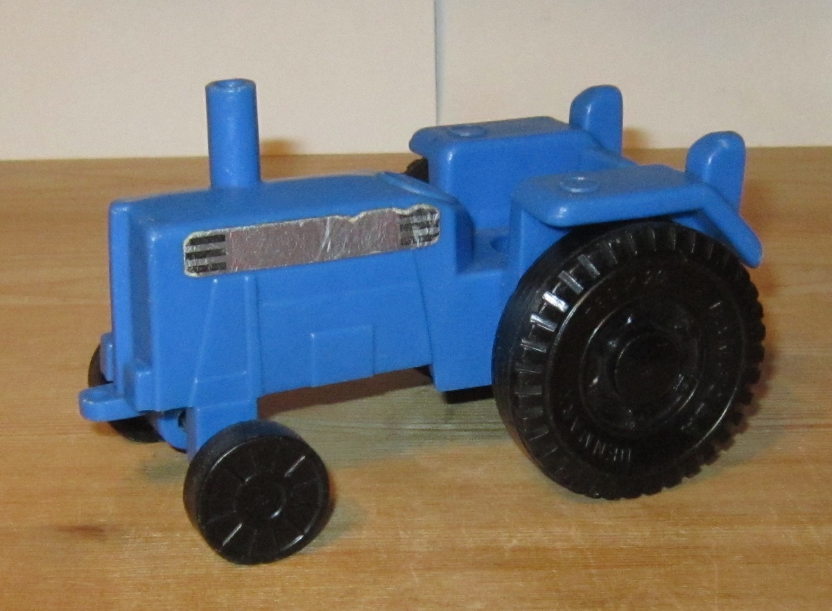 Bambola Traktor