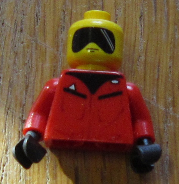 0110 Lego Torso med hoved