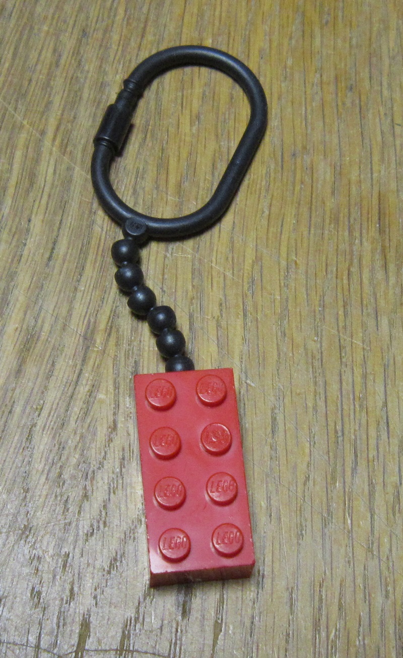 0050 Lego nøglering