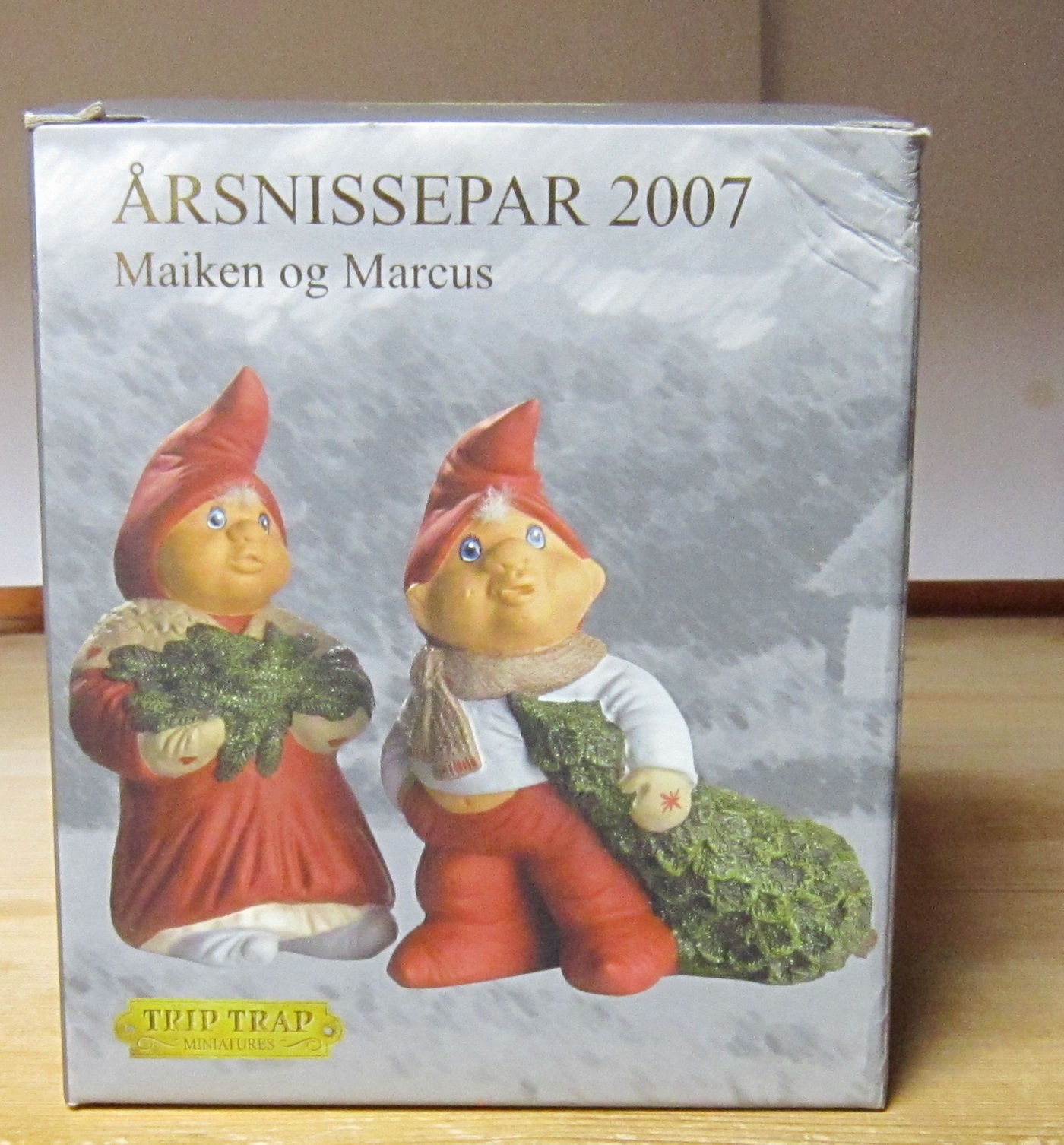 0010 Klarborg & Trip Trap Årsnissepar 2007
