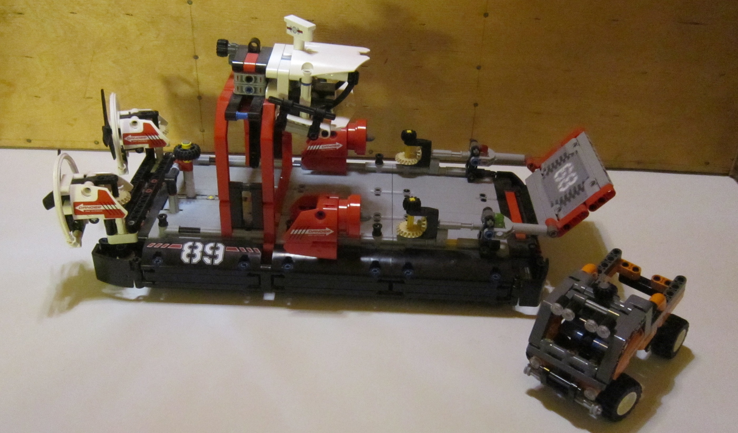 0010 Lego technic 42076