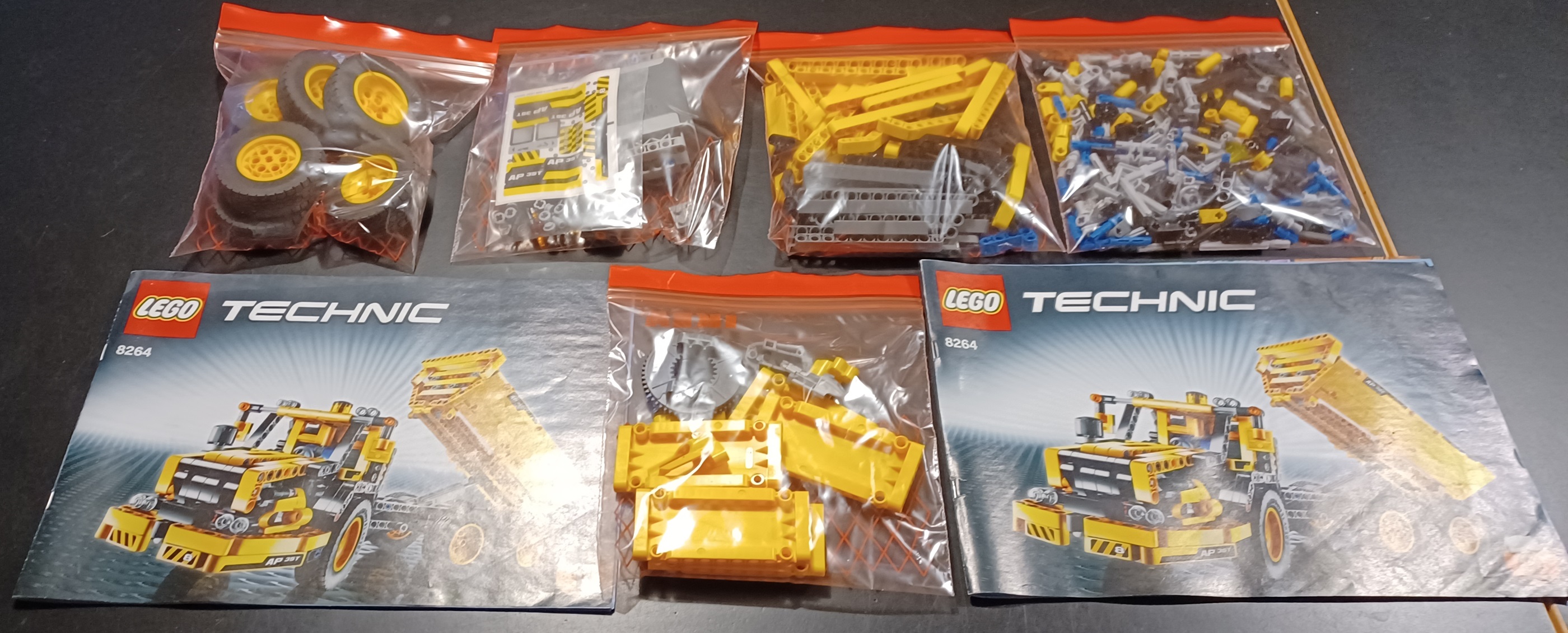 0010 Lego technic 8264
