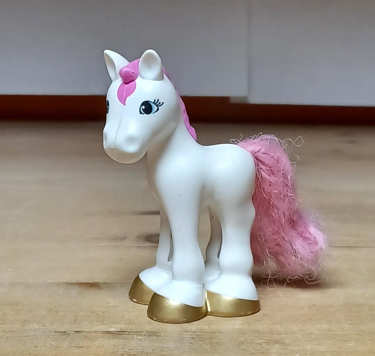 0375 Duplo pony