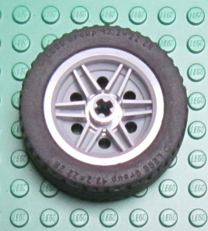 0070 Lego Technic hjul 43,2 * 22 ZR