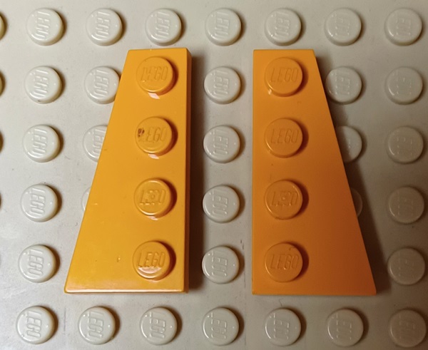 0130 Lego plade 2 * 4